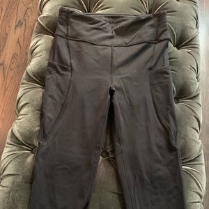 Lululemon crop leggings